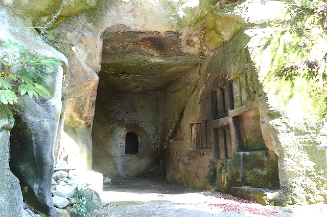 宮城県の松島の瑞巌寺の石窟