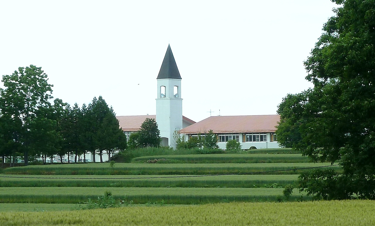 北海道の美瑛の観光旅行 美馬牛小学校